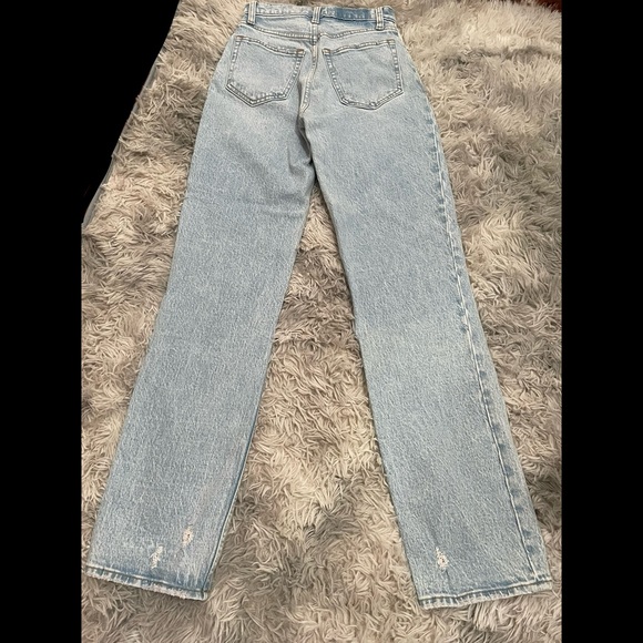 Abercrombie & Fitch The 90’s Straight Ultra High Rise Curve Love Jeans - Picture 2 of 3